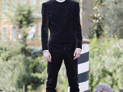 VENICE, ITALY - SEPTEMBER 03: Timothée Chalamet arrives at the 78th Venice International Film Festival on September 03, 2021 in Venice, Italy. (Photo by John Phillips/Getty Images)