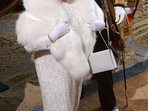 Queen Elizabeth ll arrives at the House of Lords for the State Opening of Parliament on November 15, 2006. (Photo by Anwar Hussein Collection/ROTA/WireImage)