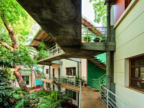 Creativity Co-housing, Anupama Kundoo, Auroville, Inde, 2001-2003