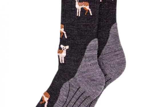 Warme voeten met Bambi-motief (14,95 euro), van A.S. Adventure.