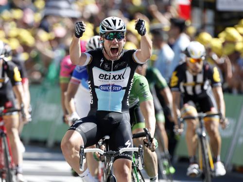 FOUGERES, FRANCE - JULY 10: Mark Cavendish of Great Britain and Team Etixx-Quick Step celebrates winning the sprint finish during stage seven of the 2015 Tour de France, a 190.5 km road stage from Livarot to Fougeres on July 10, 2015 in Fougeres, France. (Photo by Jean Catuffe/Getty Images)