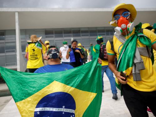 Aanhangers van de Braziliaanse ex-president Jair Bolsonaro nemen deel aan een demonstratie tegen Lula