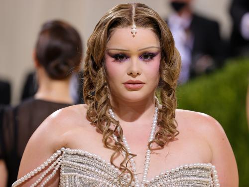 Barbie Ferreira op het Met Gala 2021