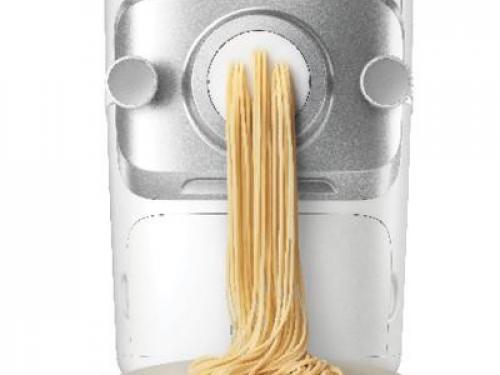 Verse pasta in minder dan 10 minuten! De Pastamaker 7000 Series kneedt en maakt 10 verschillende vormen pasta - € 249,99 - Philips.