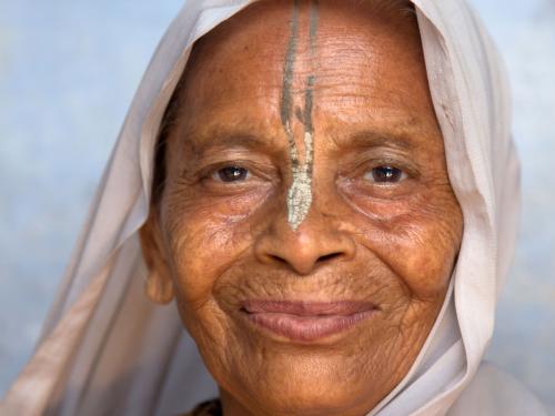 Portrait de Lalita à l'ashram de Meera Sahbhagni