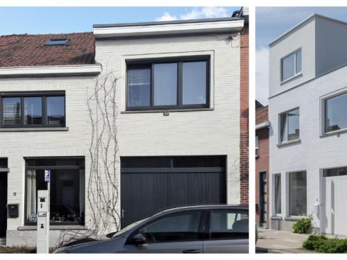 Een voor en na van de voorkant van de woning.