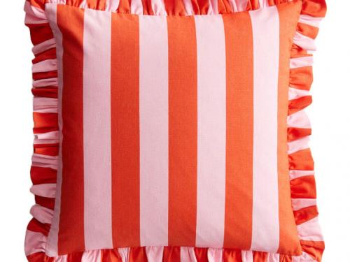 Kussenhoes met volants - € 9,99 per stuk - H&M Home.