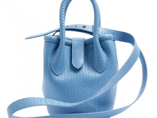 Le petit panier d’Isabelle Camel in kalfsleer - € 460 - Charlotte Beaude