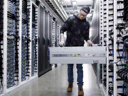 Enkele foto’s uit verschillende datacenters van Microsoft.