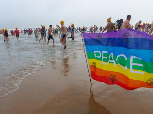 20260103 - Oostende - West-Vlaanderen: Sfeerbeeld - Nieuwjaarsduik - Kw© Foto Kurt bvba0475 / 75 39 89051 / 72 67 39info@fotokurt.bewww.fotokurt.be