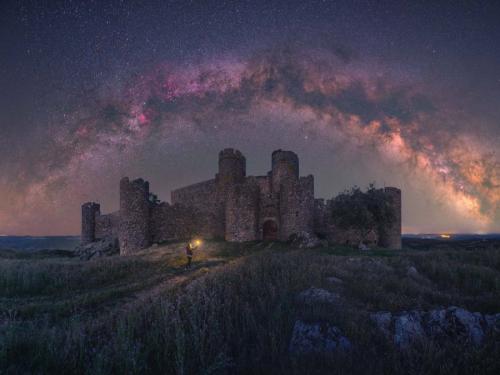 'Path to the Past' gemaakt in Extremadura in Spanje door Jose Manuel Galvan Rangel.