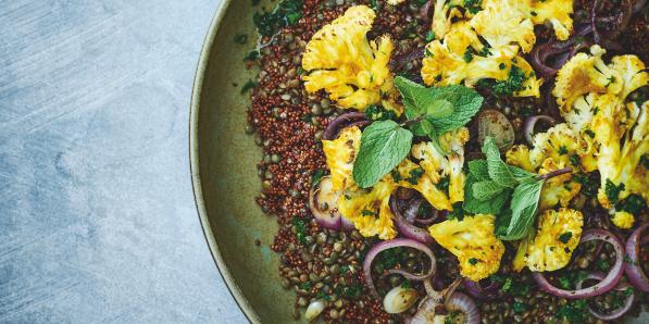 Recette: salade de chou-fleur, lentilles vertes et quinoa