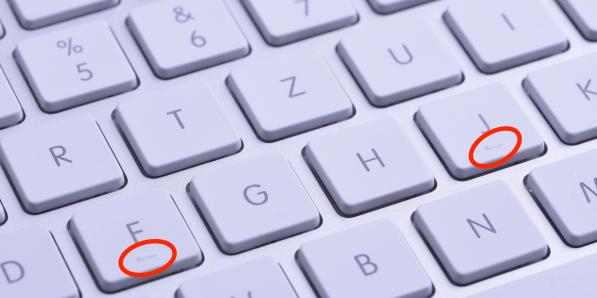 Touches F et J clavier - Getty