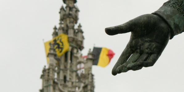 Vlaamse vlag antwerpen