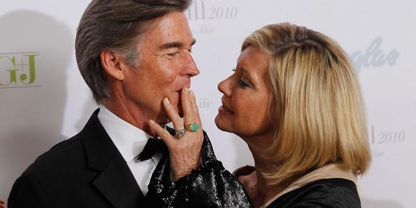 John Easterling et Olivia Newton-John - Getty