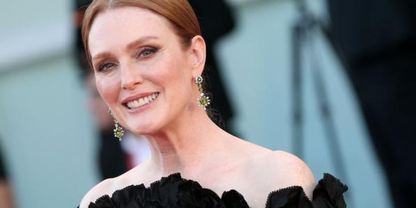 Alt_Julianne Moore
