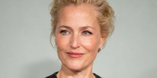 Alt_Gillian Anderson