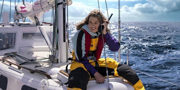 Alt_La jeune fille et la mer