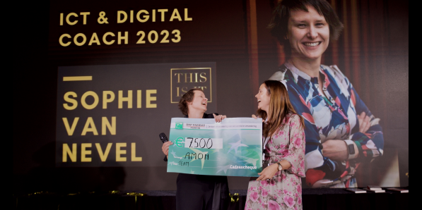 Sophie-Van-Nevel_ICT-Digital-Coach-of-the-Year-2023-copyright-Guillaume-Decock-Amon