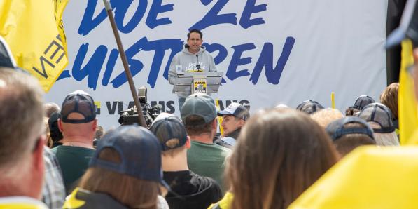 Tom Van Grieken aan het eind van de 'Doe ze luisteren'-precampagne, in Brussel op 29 mei 2023.