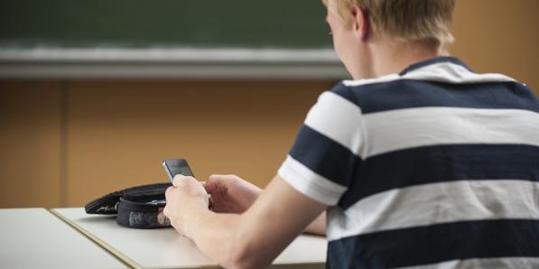 Les Pays-Bas banissent les GSM des salles de classe