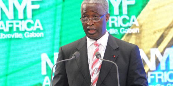 Raymond Ndong Sima en 2012