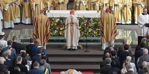Luc Terlinden wordt tot aartsbisschop gewijd, begin deze maand.