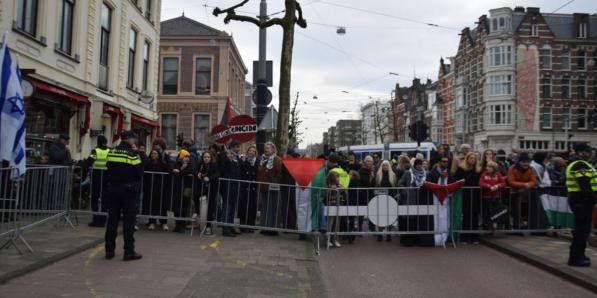 Protest Amsterdam Holocaust Museum