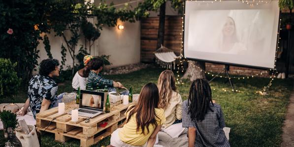 Cinéma plein air jardin