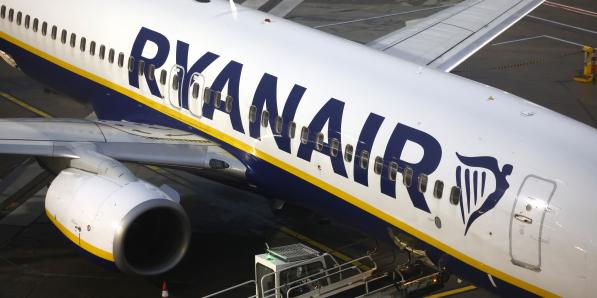 Un avion de Ryanair à Cologne