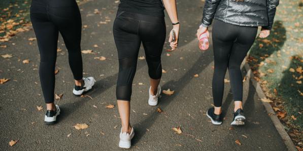 Vrouwen in legging