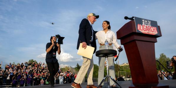 Berie Sanders AOC