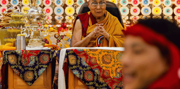 De Dalai Lama op 30 juni nabij Dharamsala.