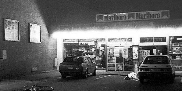 Foto van de Delhaize in Overijse, waar de Bende van Nijvel in 1985 dodelijke slachtoffers maakte.