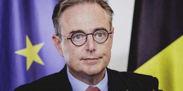 Premier Bart De Wever tijdens een bezoek aan Duitsland: ook daar kiest hij zijn momenten.