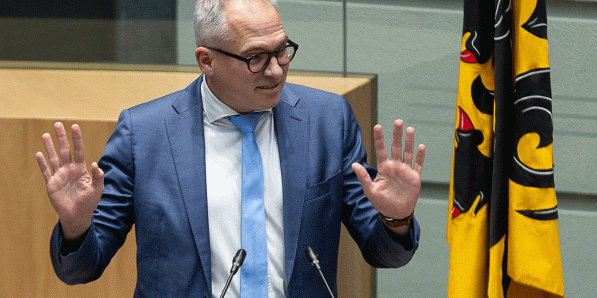 Minister-president Diependaele erkende woensdag in het parlement dat er een ‘lastige discussie’ was over de subsidies.