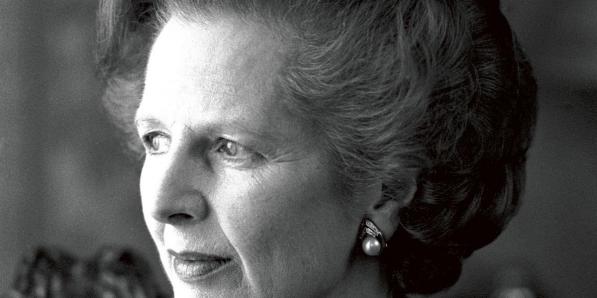 Zwart-witfoto voor de dossierpagina van Knack voor Margaret Thatcher, the Iron Lady.