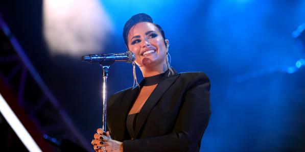 Demi lovato vibrator