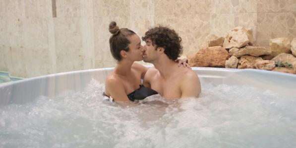 seks in de jacuzzi