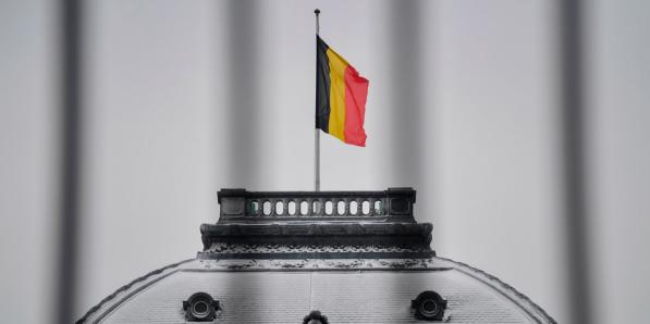 Belgique drapeau hiver