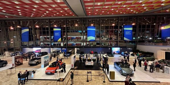 L'Automotive eMotion Summit dans l’ancienne aérogare de l’aéroport de Zaventem.