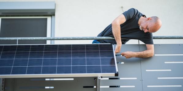 panneaux solaires balcon