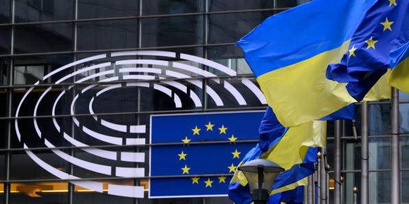 europe ukraine flag