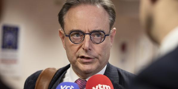 réformes institutionnelles