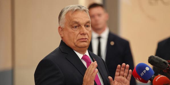 Viktor Orbán espionne