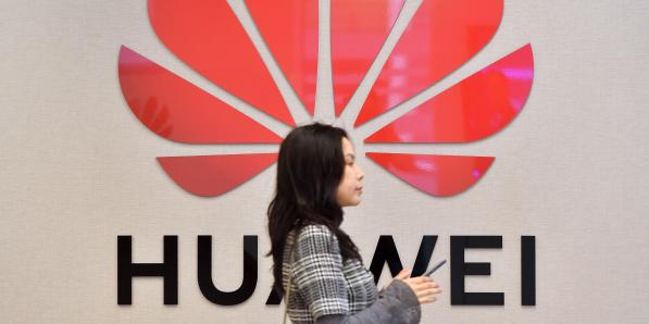 Huawei logo vrouw
