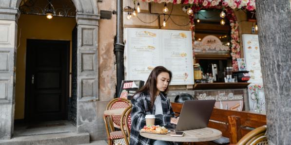 Lunch laptop