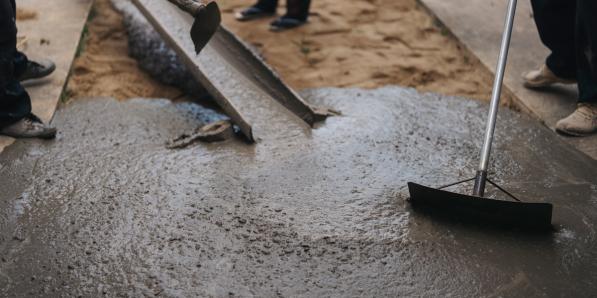 Beton is alomtegenwoordig maar komt met een klimaatprijs