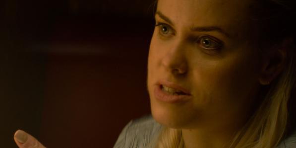 review the tinder swindler