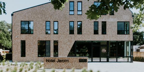 hotel jerom